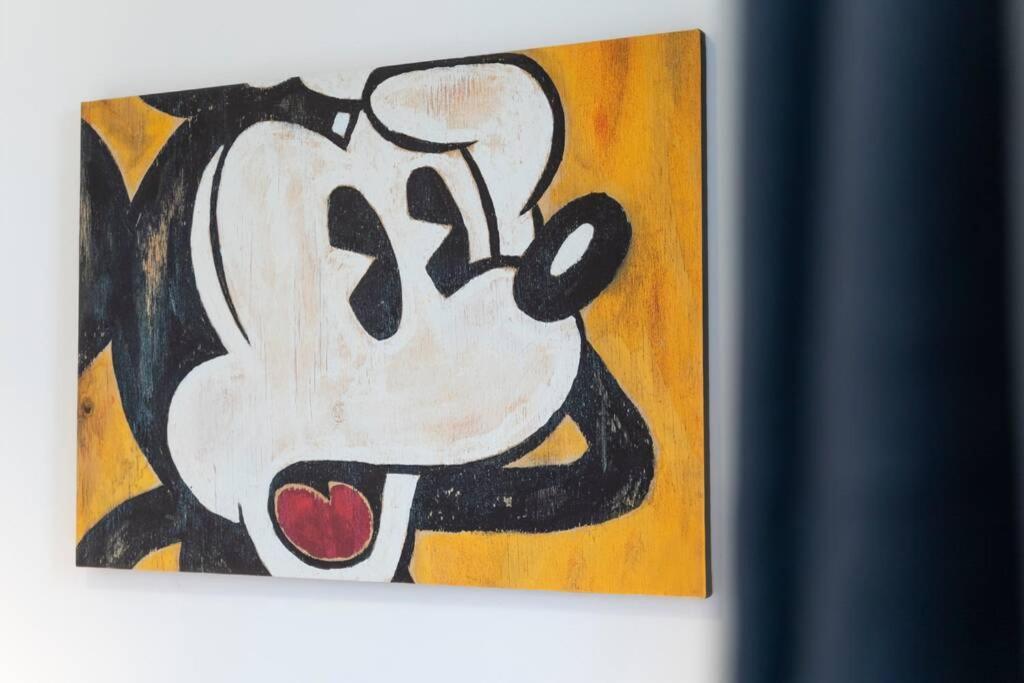 Josef'S Home I Mickey Mouse Apartment Wenen Buitenkant foto